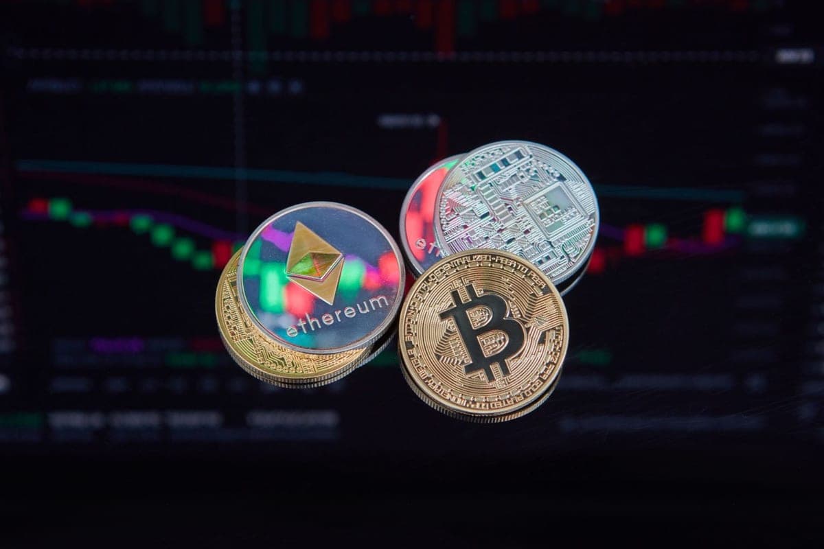 Parasite SEO и скандал с Forbes: почему аренда авторитета наказуема даже гигантам